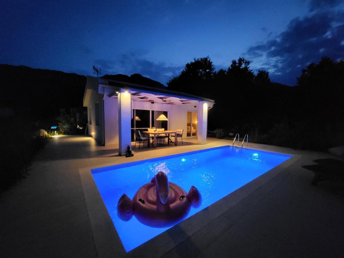 Casa O' - Moderne Villa Mit Grosser Terrasse Und Privatem Swimmingpool Szkála Potamiász Kültér fotó