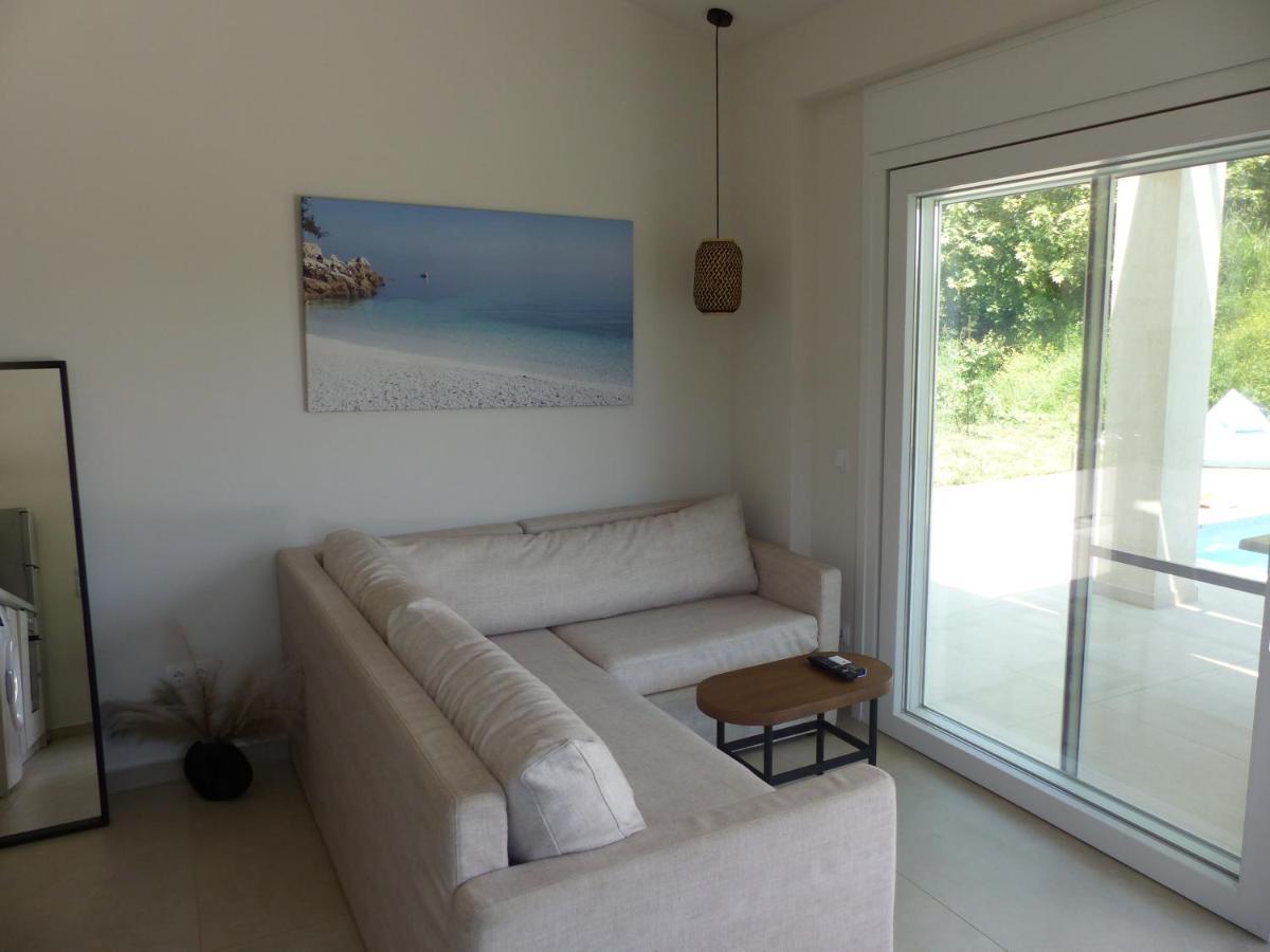 Casa O' - Moderne Villa Mit Grosser Terrasse Und Privatem Swimmingpool Szkála Potamiász Kültér fotó